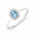 Hvitt gull ring oval rosett med topasblå og blanke Cubic Zirconia