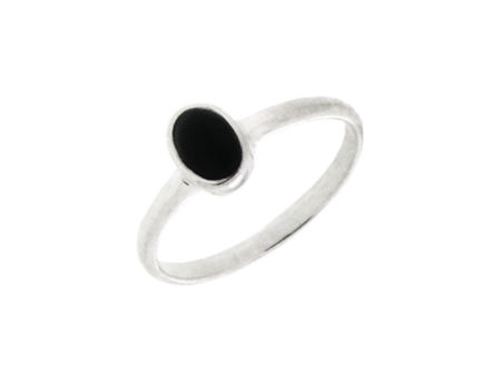 Sølv ring oval svart stein