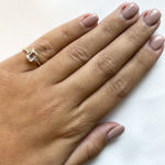 Gull ring med hvit topas og 4 diamanter totalt 0,11ct W/SI
