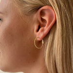 SNØ MADELEINE RING EAR 20MM PLAIN GOLD