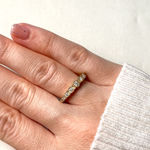 Gull ring med 9 diamanter totalt 0,14ct W/P1