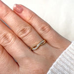 Gull ring snaret med diamanter 0,09ct WP1