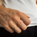 Gull ring med oval Cubic Zirconia 4x6mm