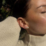 Sølv øredobber rhodinert med 9mm ferskvannsperle