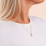 Eira tripple pearl pendant neck 45 g/white