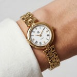 Sif Jakobs klokke Isabella forgylt stål