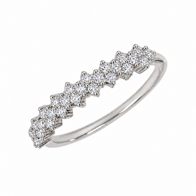 Hvitt gull diamant ring 0,27ct W/SI (28 diamanter)