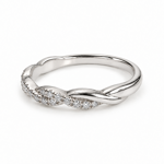 Hvitt gull diamantring snaret 0,11ct W/SI (21 diamanter)