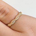 Gull diamantring snaret 0,11ct W/SI (21 diamanter)